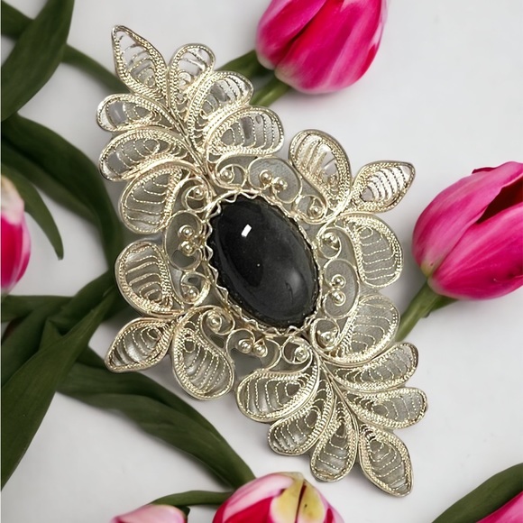 Vintage Large silver filagree black stone fancy bar brooch - Picture 2 of 6
